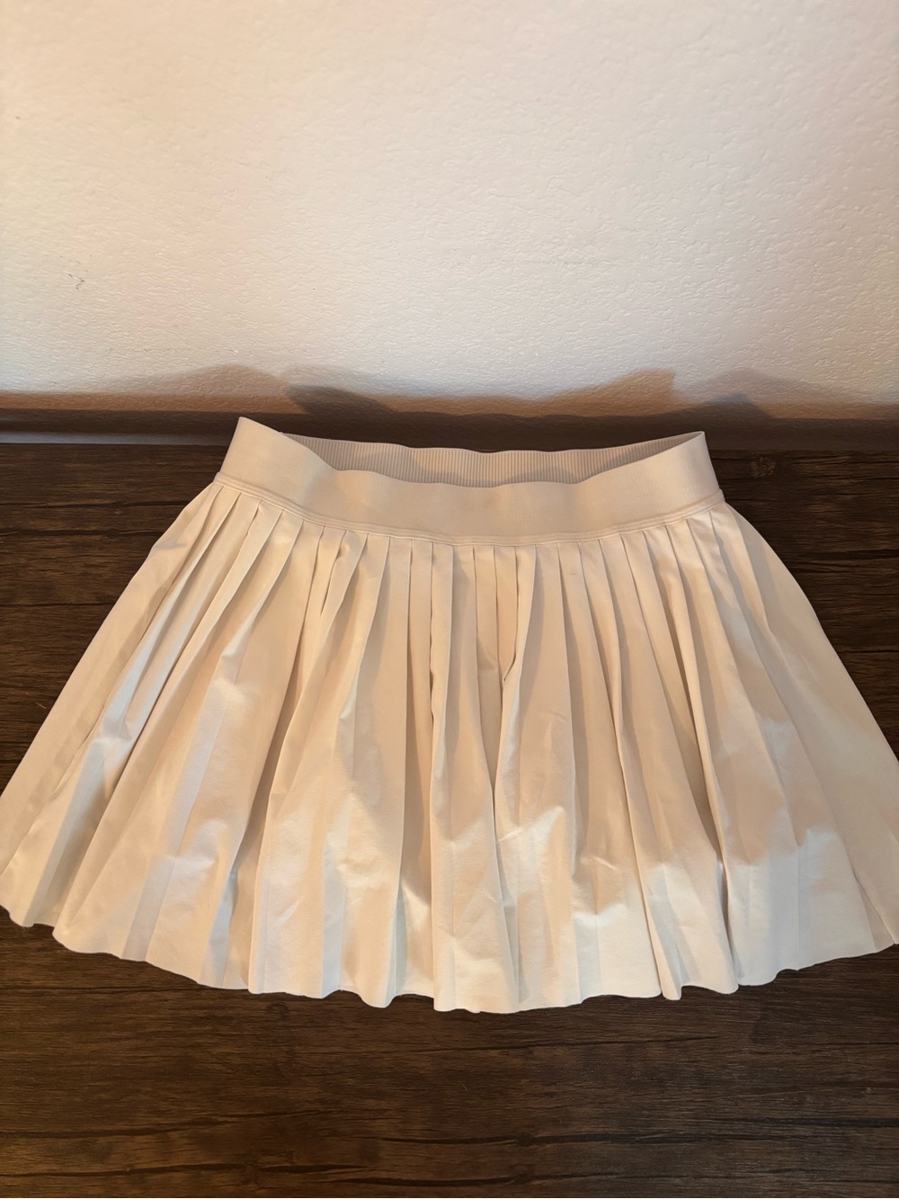Athleta match point pleated skort size medium